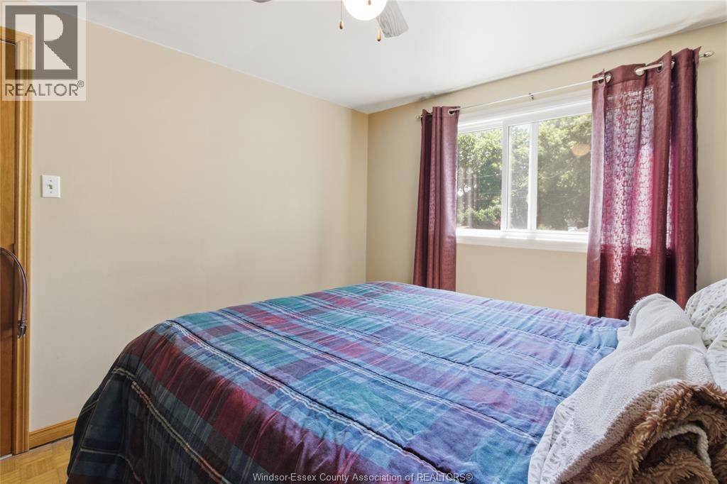367 Genevieve, Windsor, ON