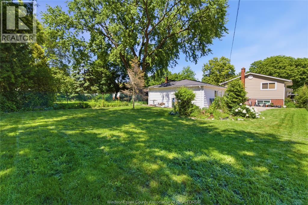 367 Genevieve, Windsor, ON