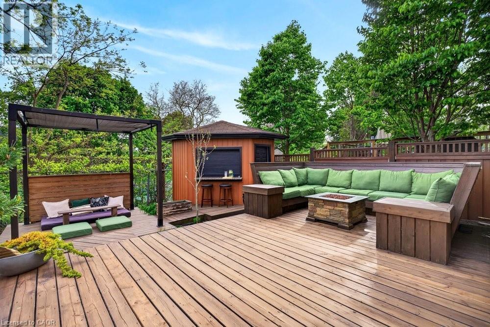 7 Summerwind Drive, Hamilton, ON