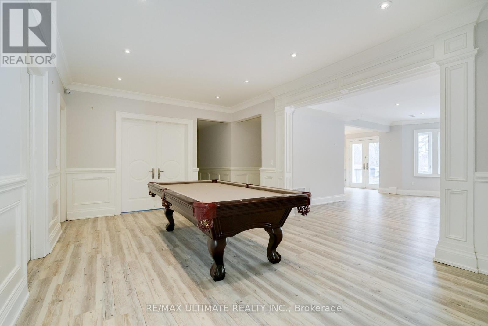 2 Poplar Drive, Richmond Hill, ON
