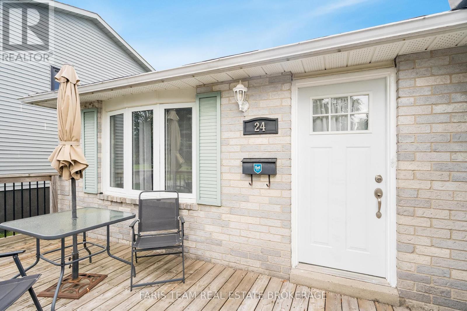 24 Laurie Crescent, Barrie, ON