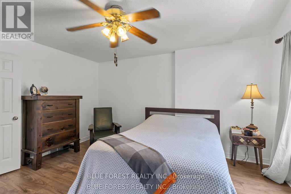 258 South Leaksdale Circle, London South (South U), ON