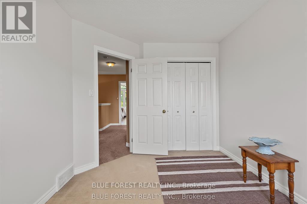 258 South Leaksdale Circle, London South (South U), ON