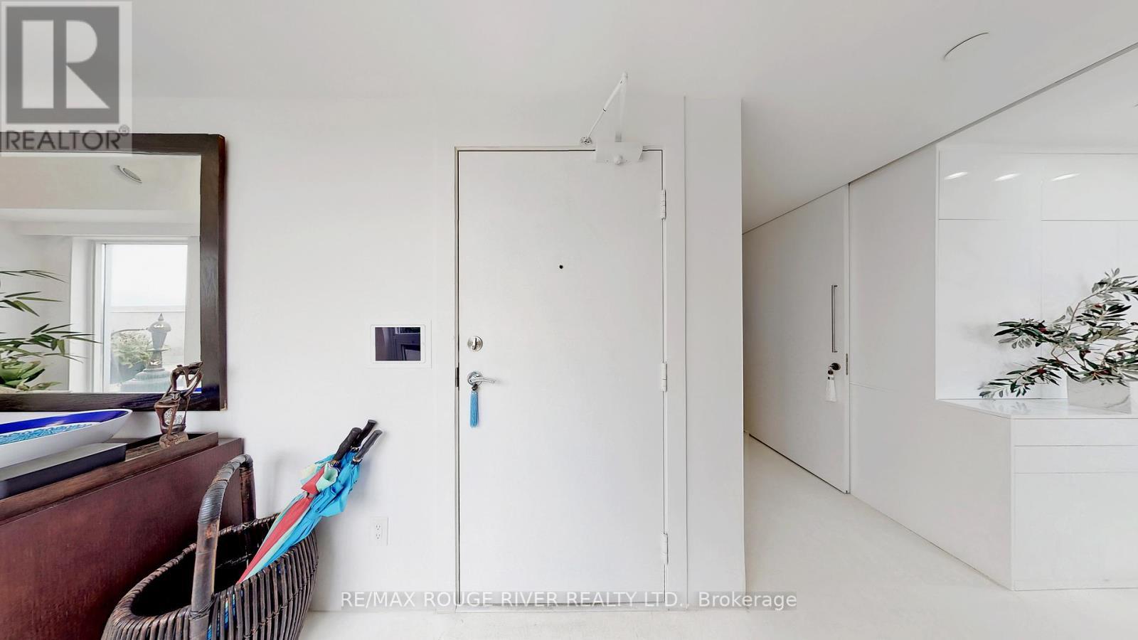 702 - 701 Sheppard Avenue W, Toronto, ON