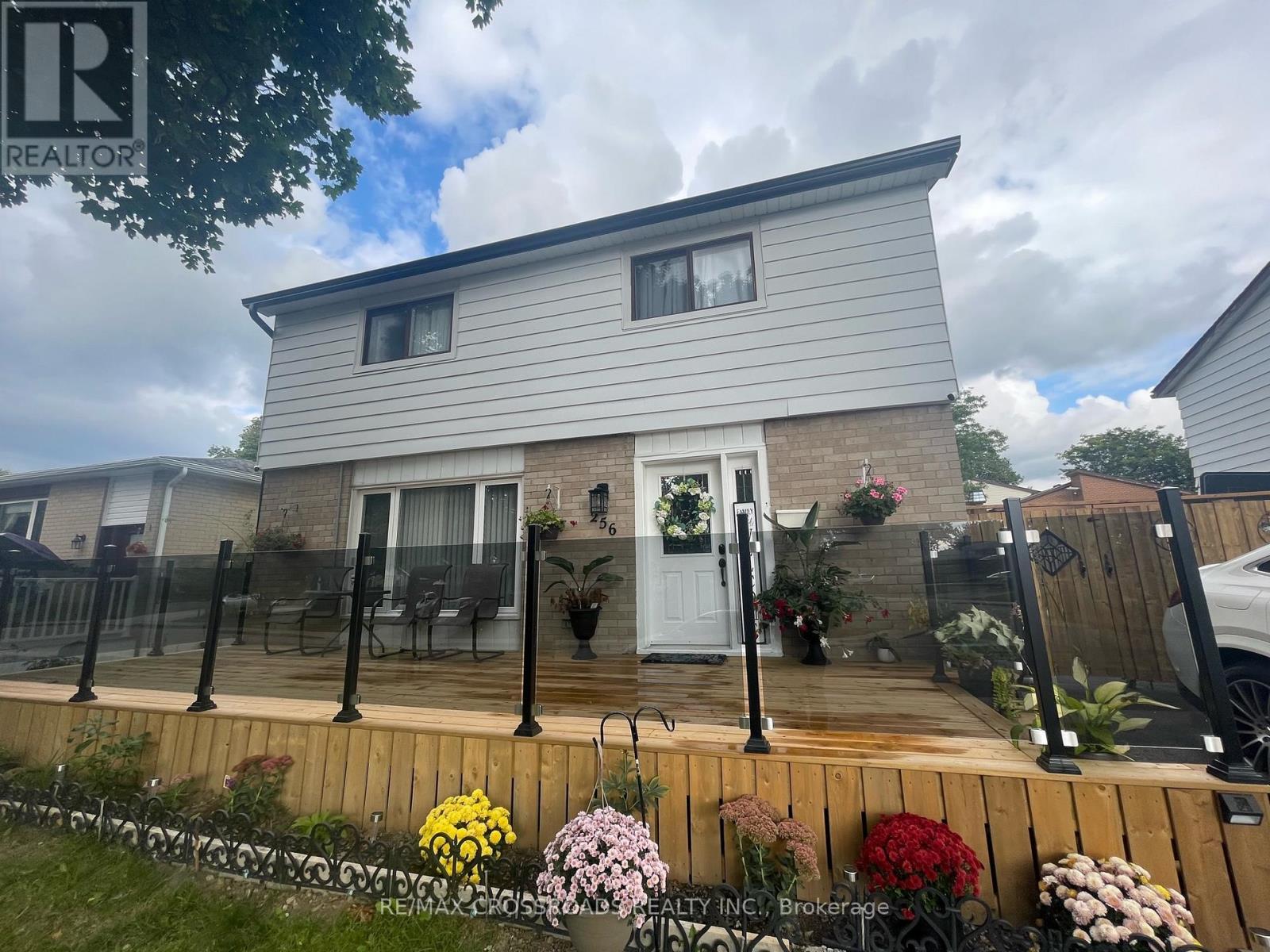 256 Birchcliffe Crescent, Hamilton, ON