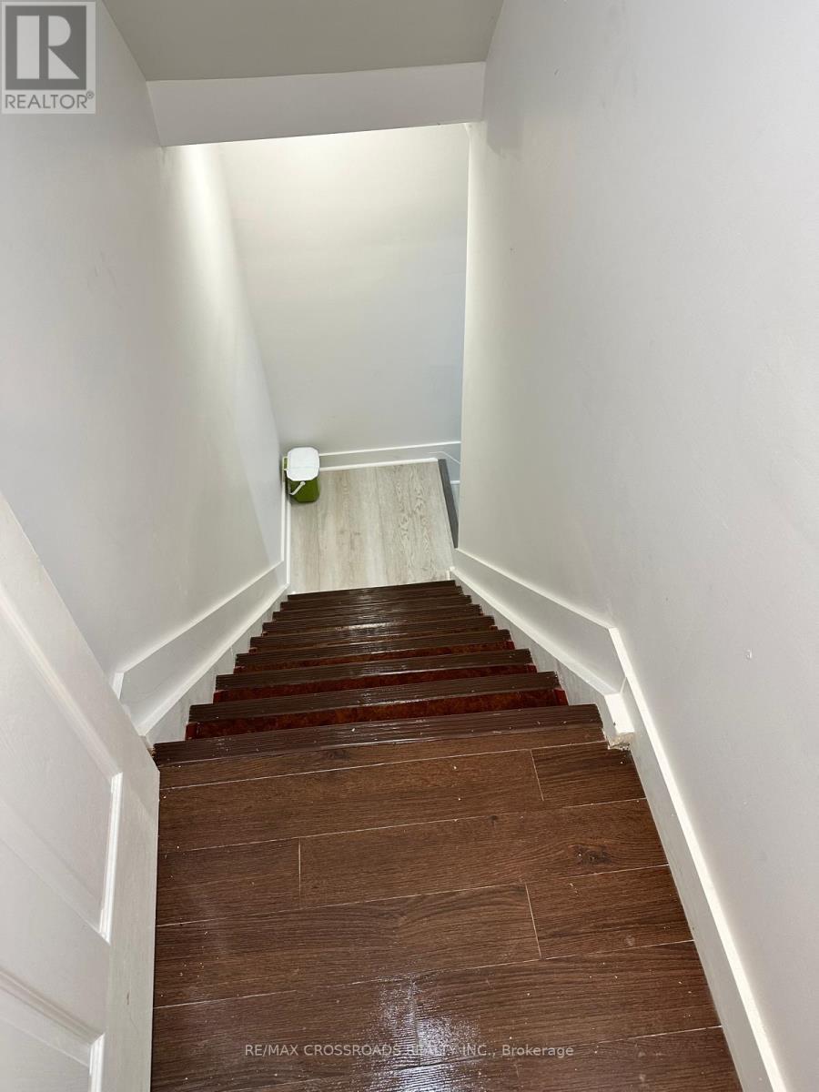 256 Birchcliffe Crescent, Hamilton, ON