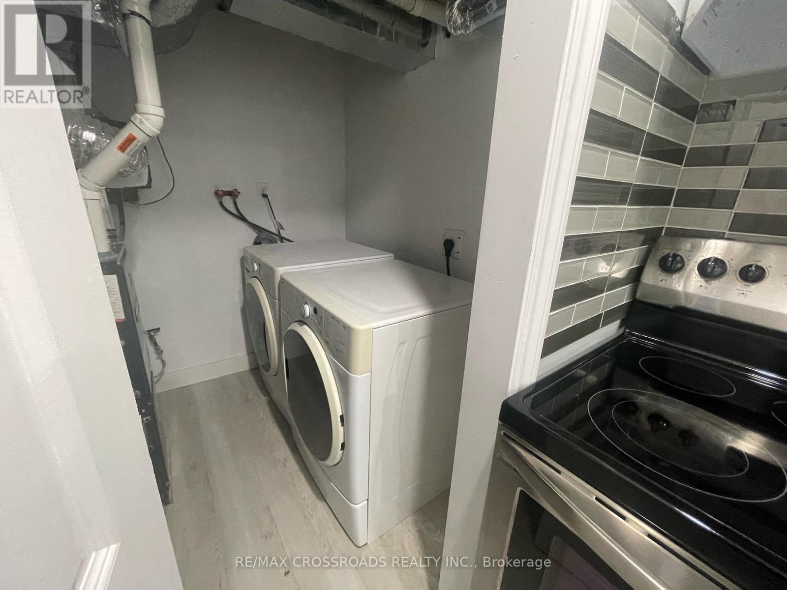 256 Birchcliffe Crescent, Hamilton, ON