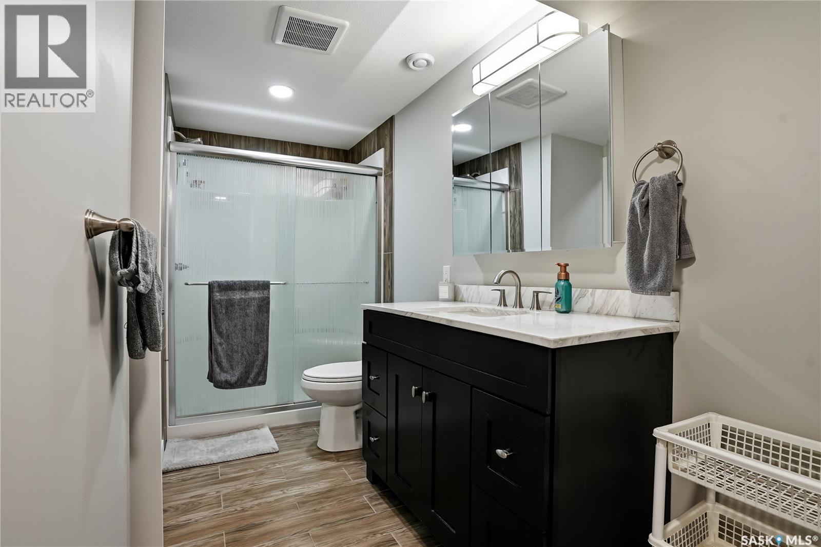 2225 Easthill, Saskatoon, SK