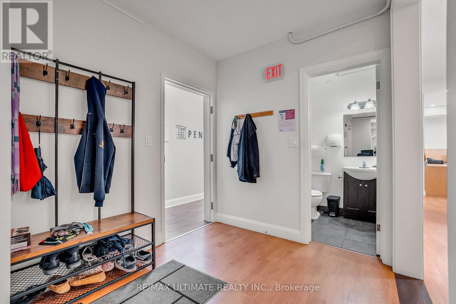 460 College Street, Toronto, ON