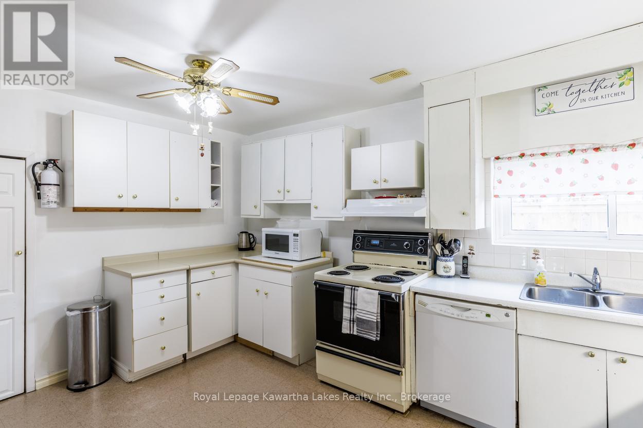 99 Lindsay Street, Kawartha Lakes (Fenelon Falls), ON