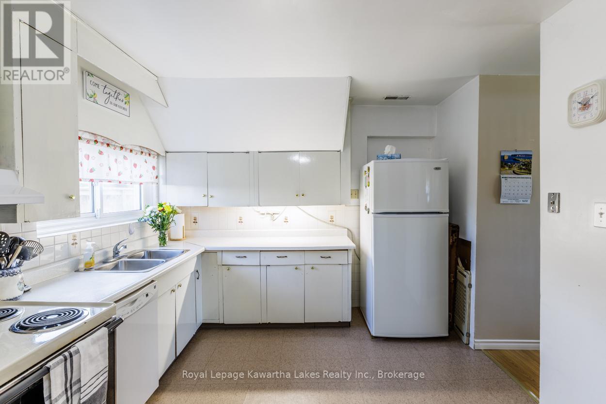 99 Lindsay Street, Kawartha Lakes (Fenelon Falls), ON