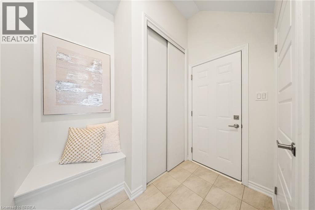 1 Bee Crescent, Brantford, ON
