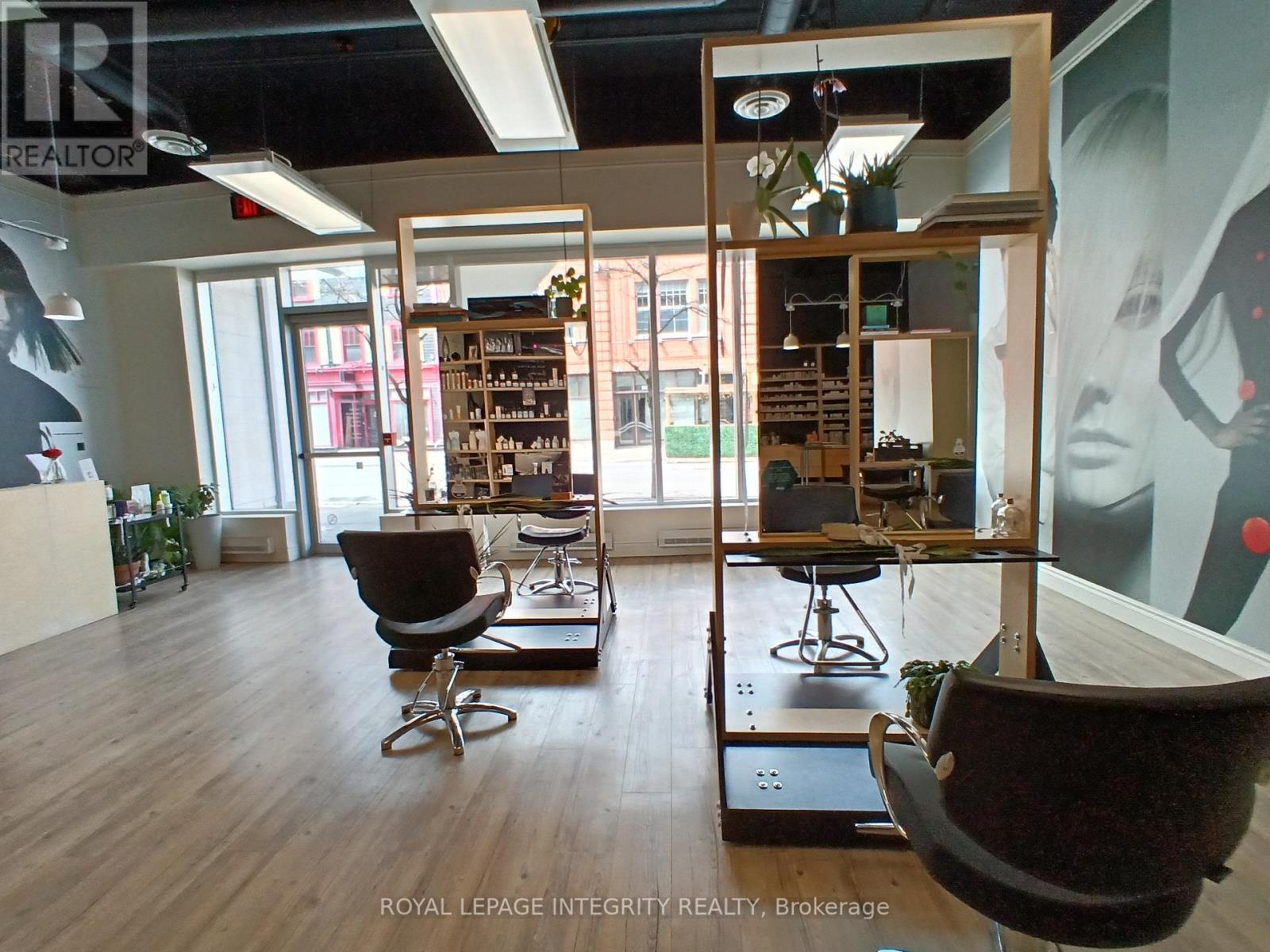 100 - 100 Murray Street, Ottawa, ON