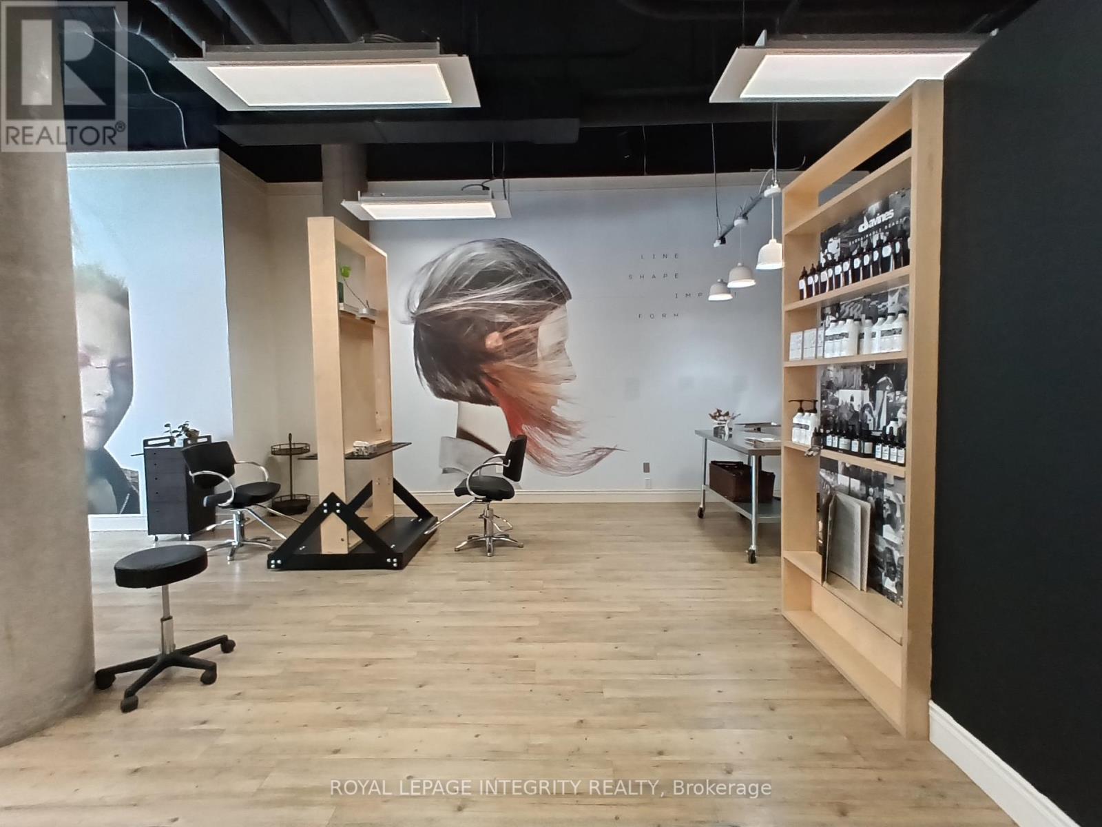 100 - 100 Murray Street, Ottawa, ON