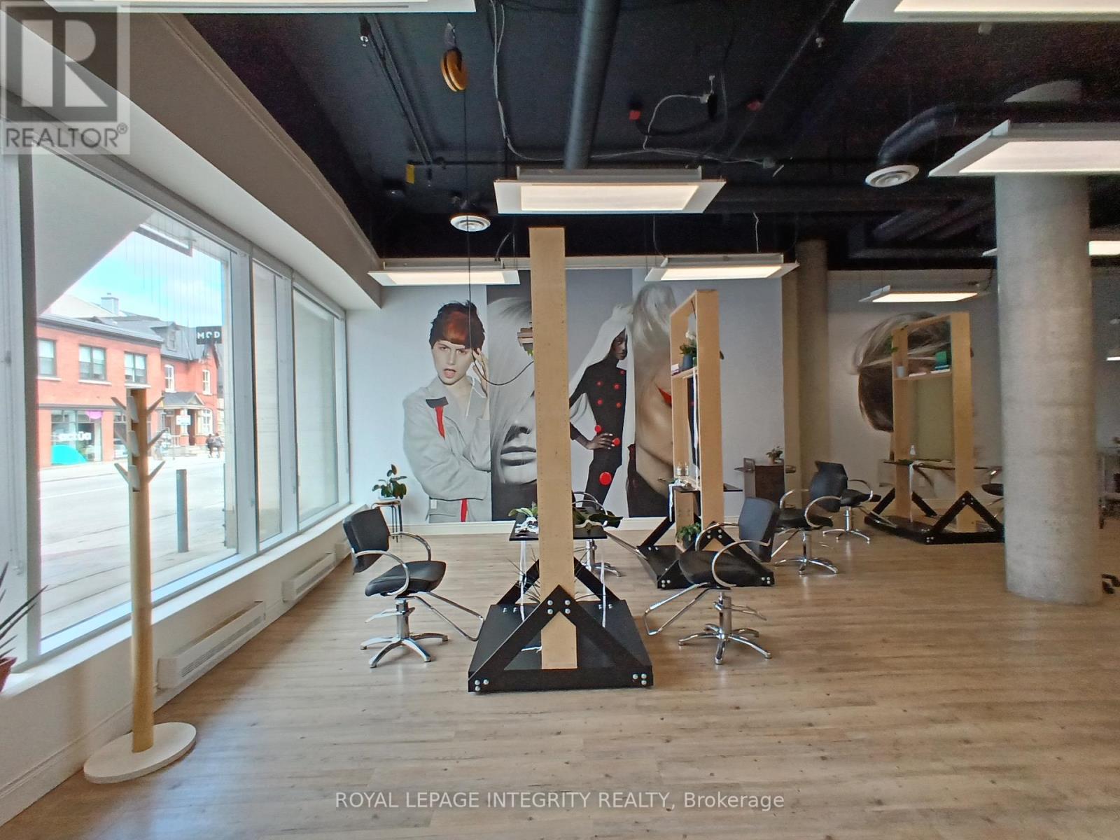 100 - 100 Murray Street, Ottawa, ON