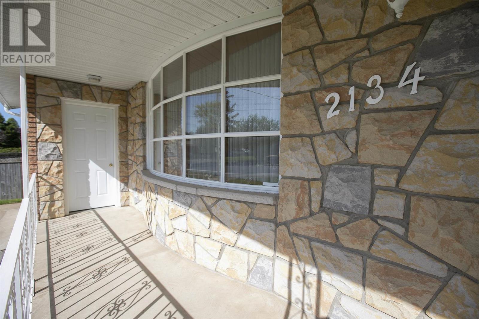 2134 Queen St E, Sault Ste. Marie, ON