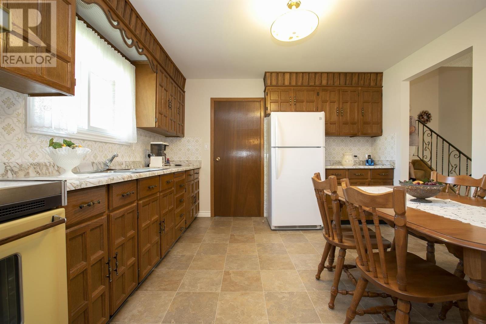 2134 Queen St E, Sault Ste. Marie, ON