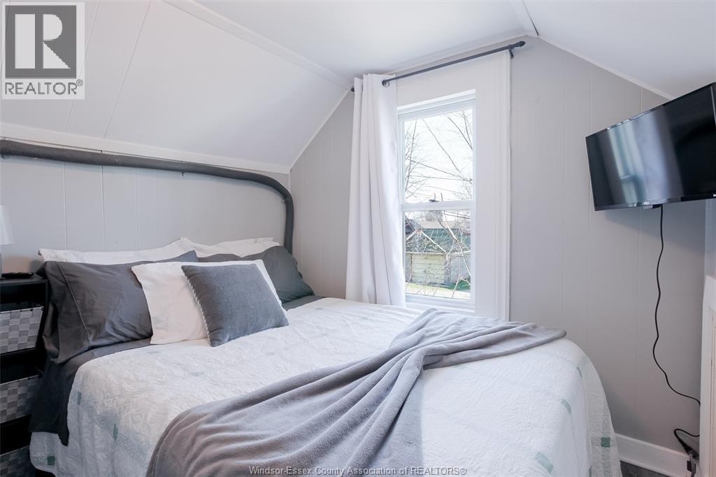 639 Watkins, Windsor, ON