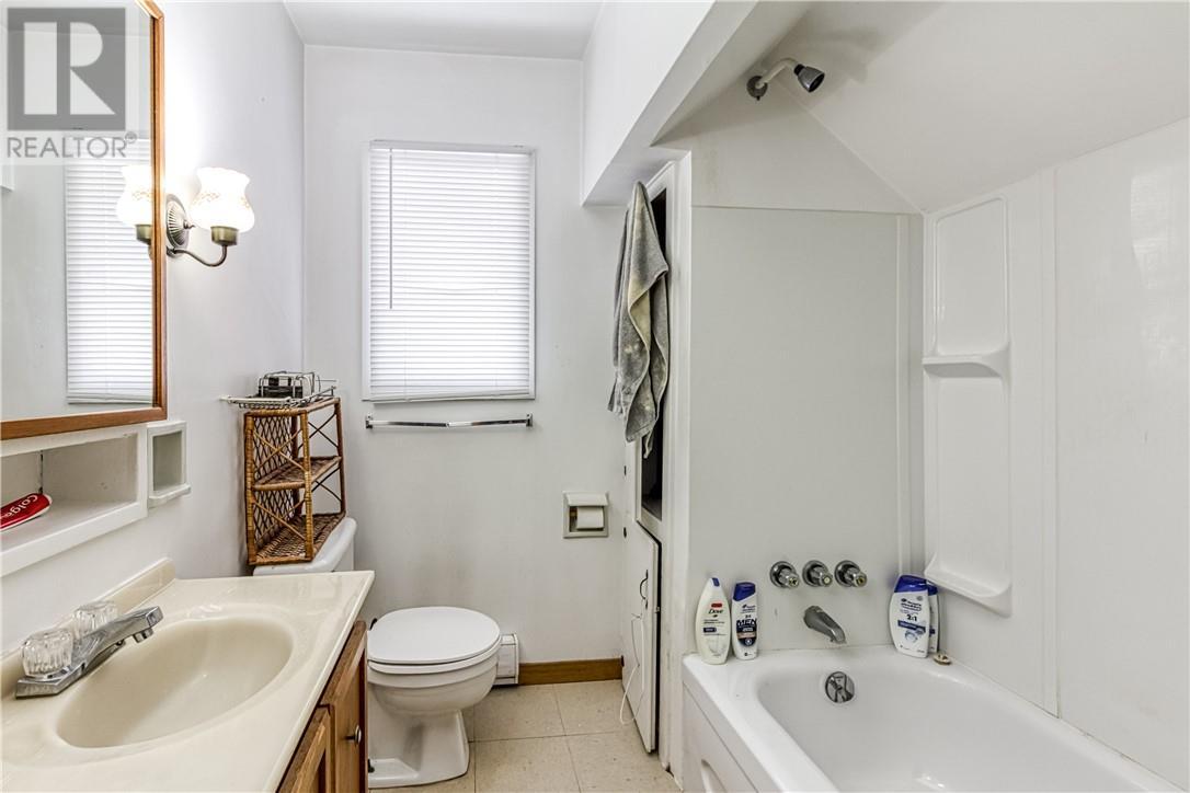 488 Clinton Avenue, Sudbury, ON