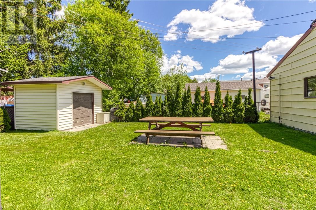 488 Clinton Avenue, Sudbury, ON
