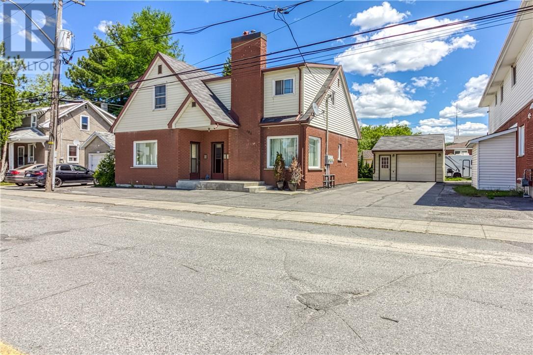 488 Clinton Avenue, Sudbury, ON