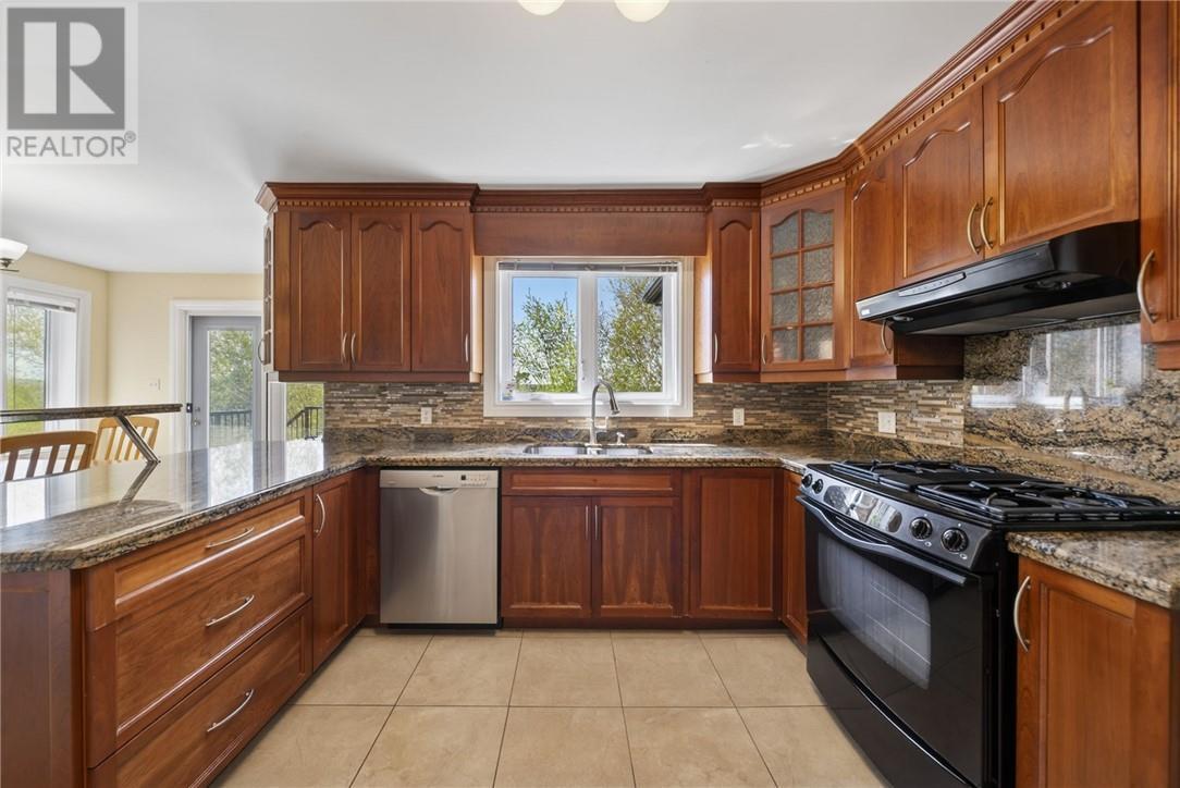 402 Maki Avenue, Sudbury, ON