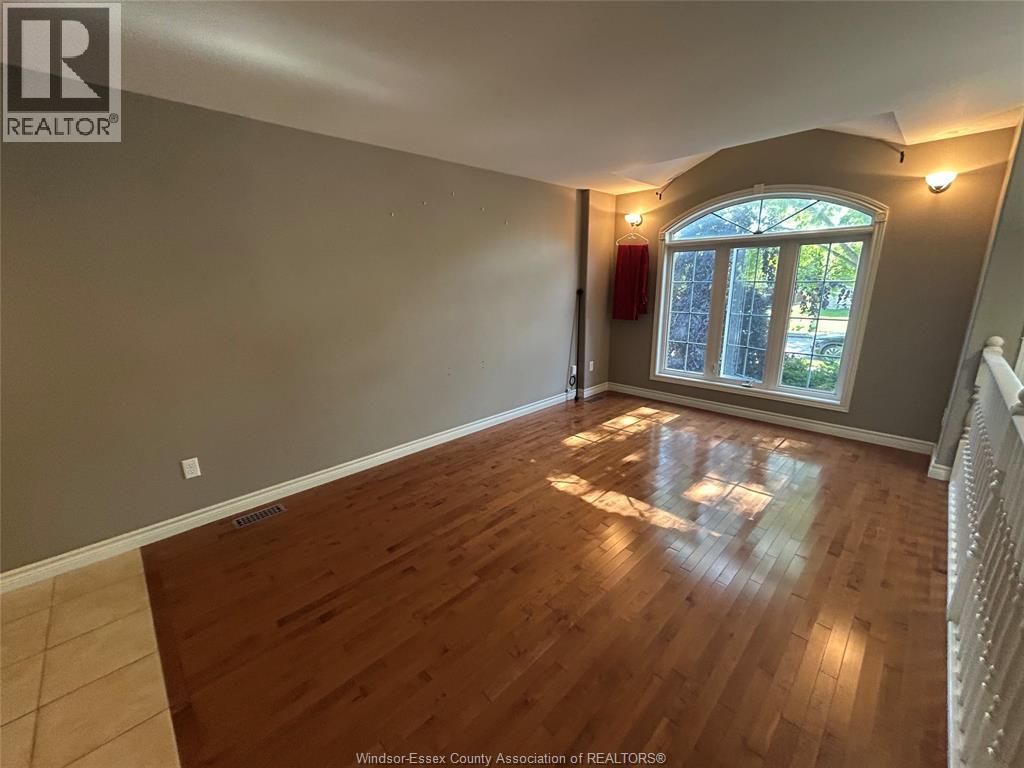 4665 Fontana Avenue, Windsor, ON