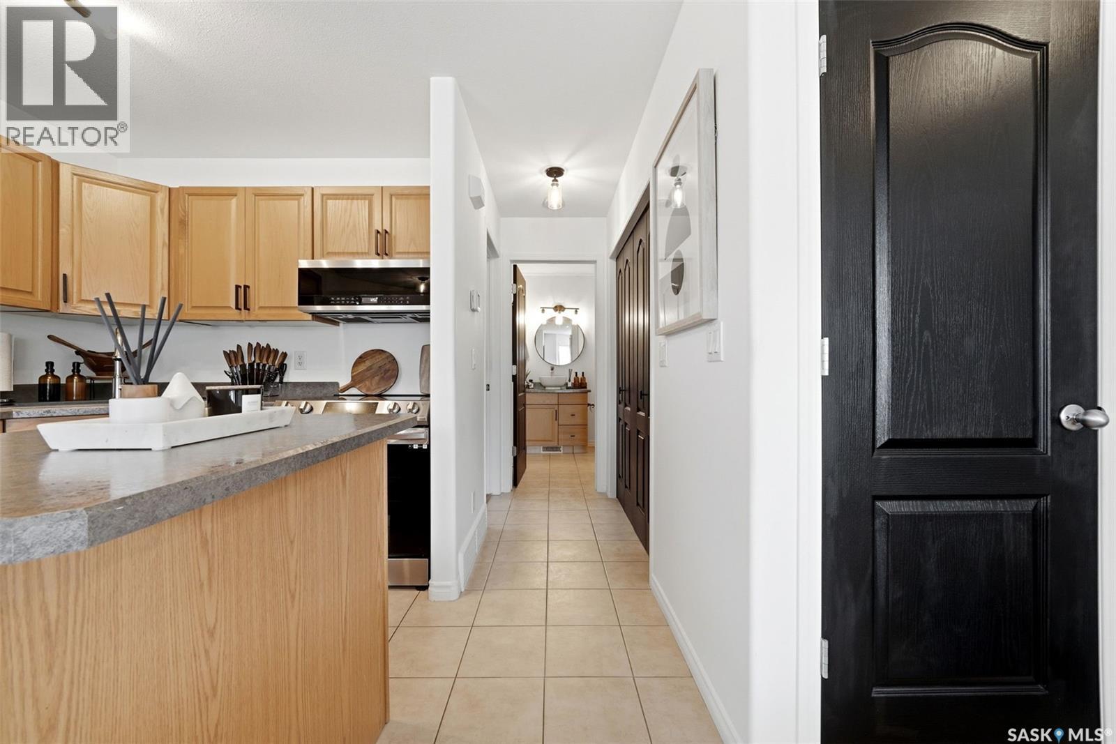 4042 Buckingham Drive, Regina, SK