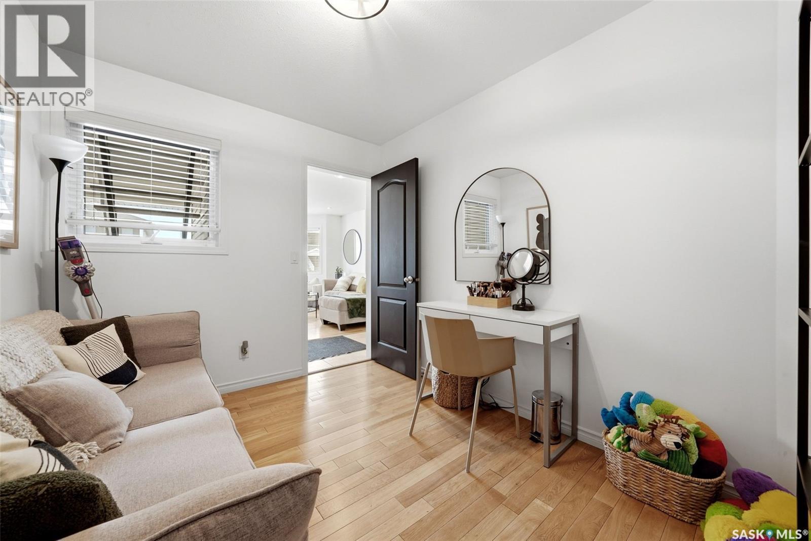 4042 Buckingham Drive, Regina, SK