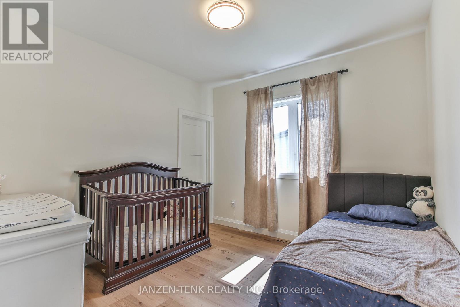 11 Charles Court, Bayham (Port Burwell), ON