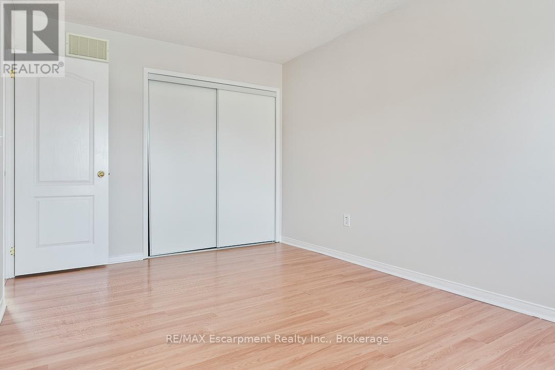 4832 Capri Crescent, Burlington (Alton), ON