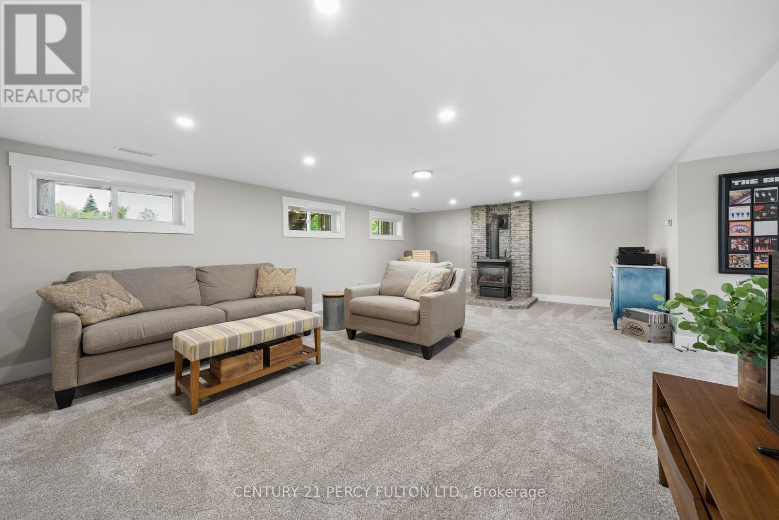 1935 Pratt'S Marina Road, Selwyn, ON