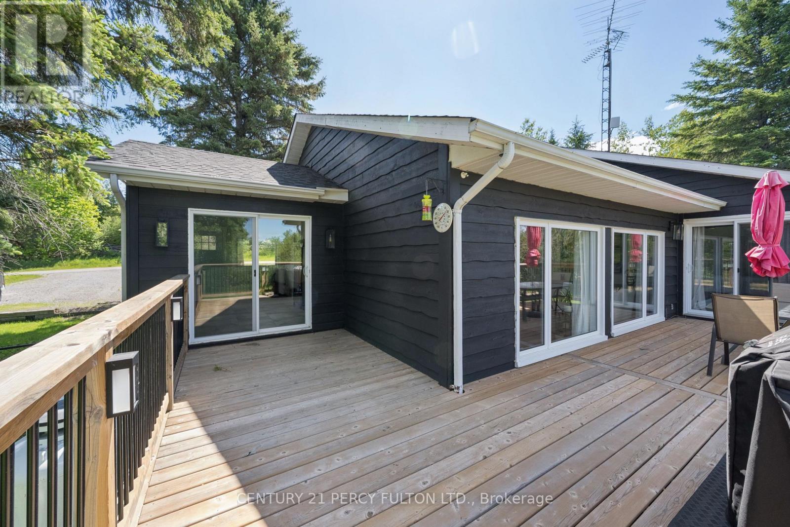 1935 Pratt'S Marina Road, Selwyn, ON