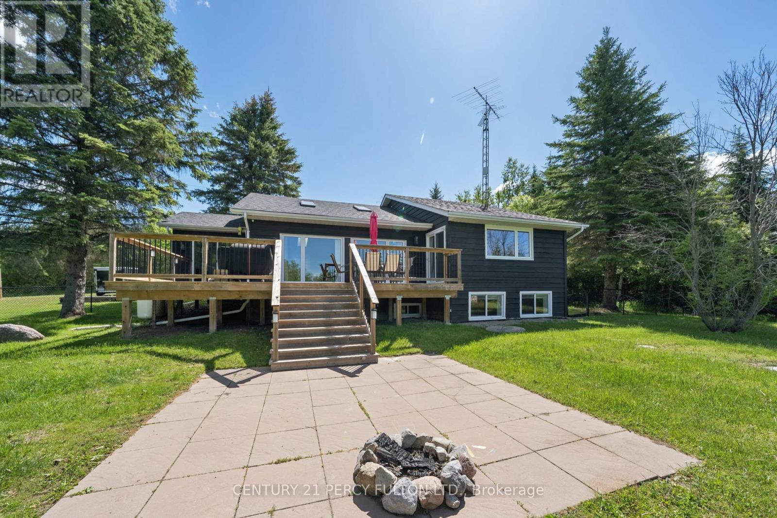 1935 Pratt'S Marina Road, Selwyn, ON