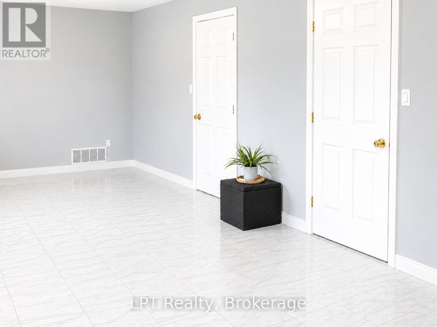 Lower Level Large Room Possibility For 2 More Beds - 10 Vicari Road, Brighton, ON