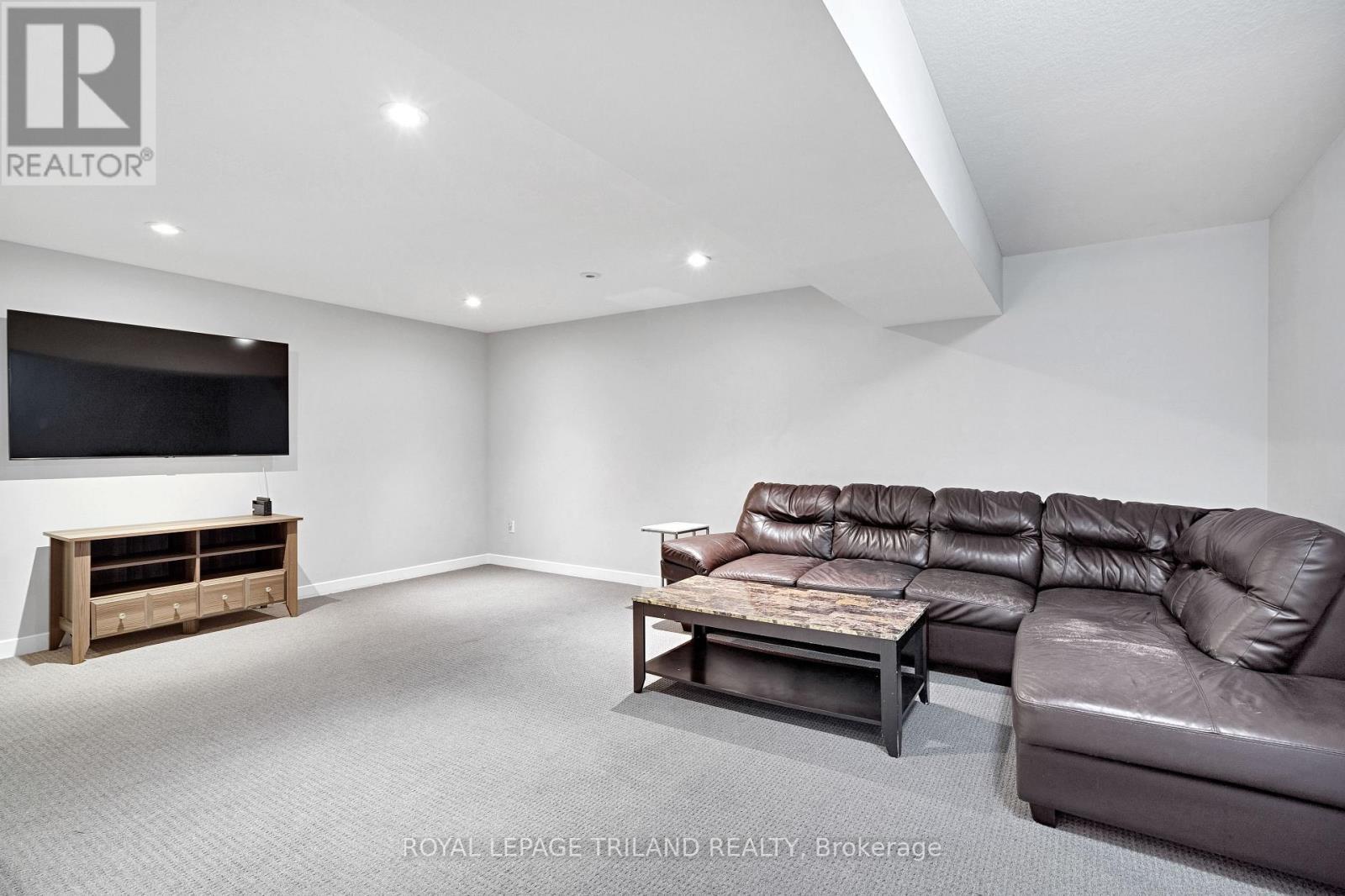 114 Benjamin Parkway, St. Thomas, ON