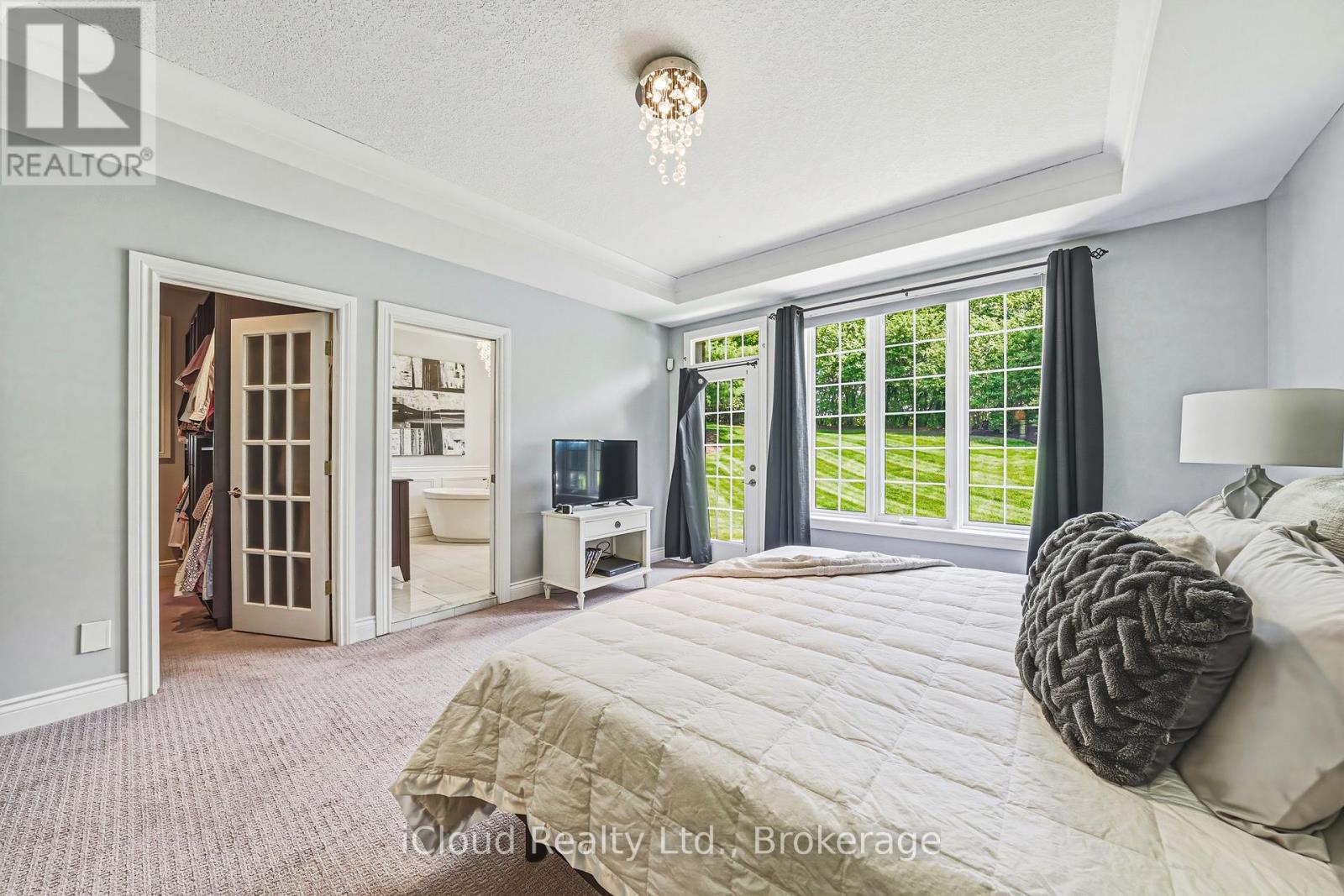 845 Hidden Valley Road, Kitchener, ON