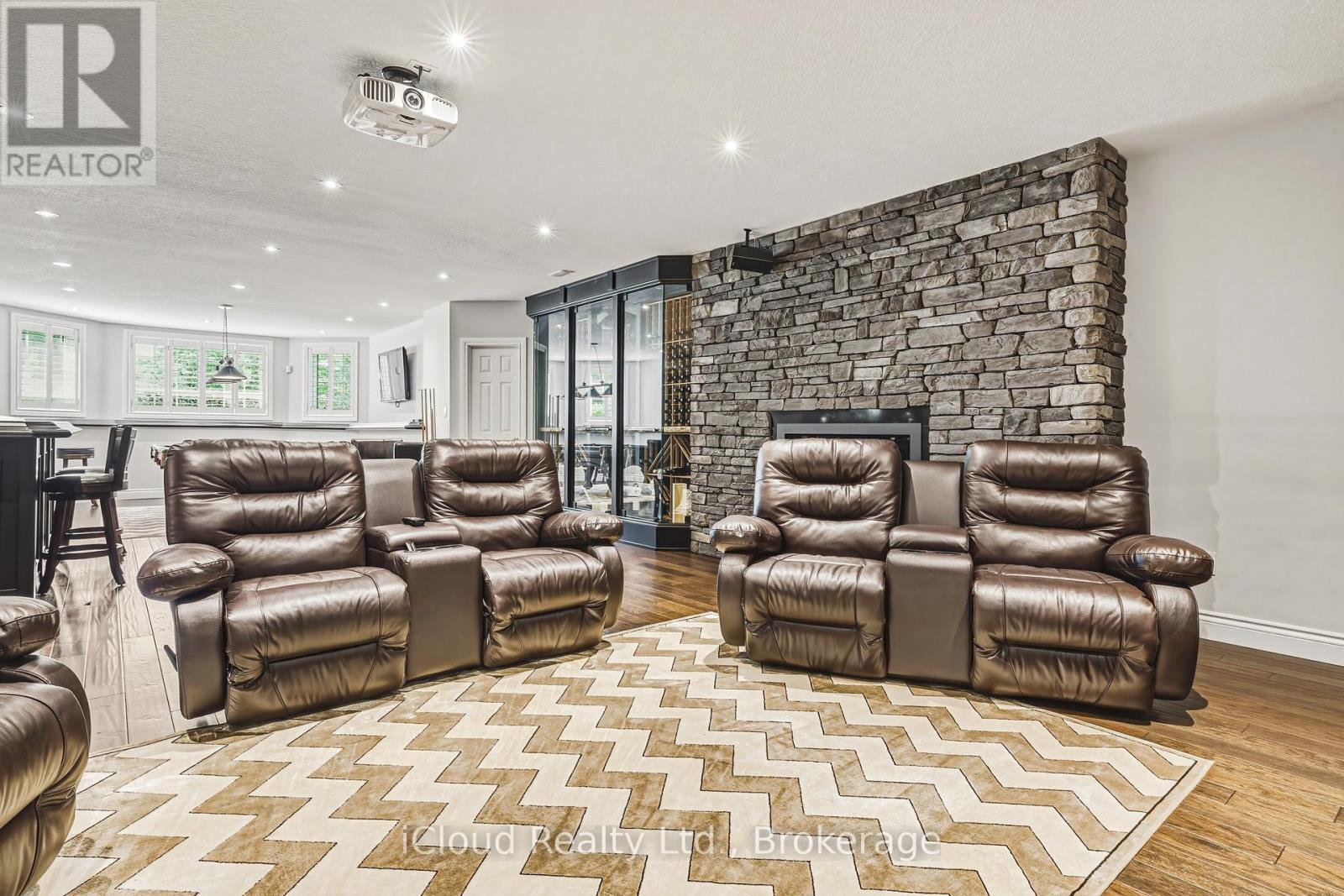 845 Hidden Valley Road, Kitchener, ON