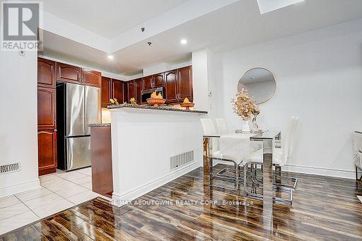 50 - 8 Brighton Place, Vaughan, ON