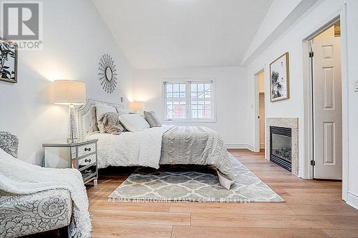50 - 8 Brighton Place, Vaughan, ON