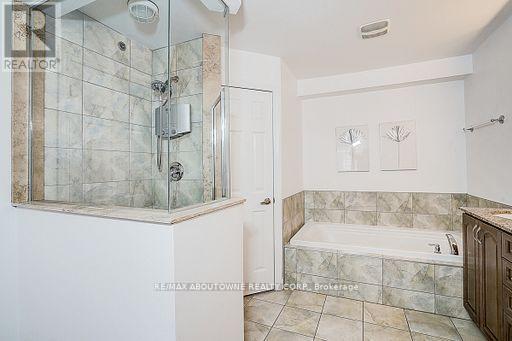 50 - 8 Brighton Place, Vaughan, ON