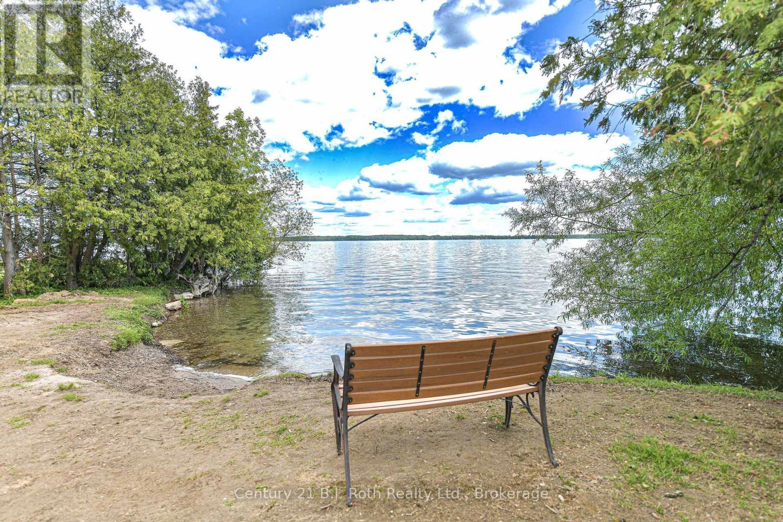 3427 Coronation Avenue, Severn (West Shore), ON