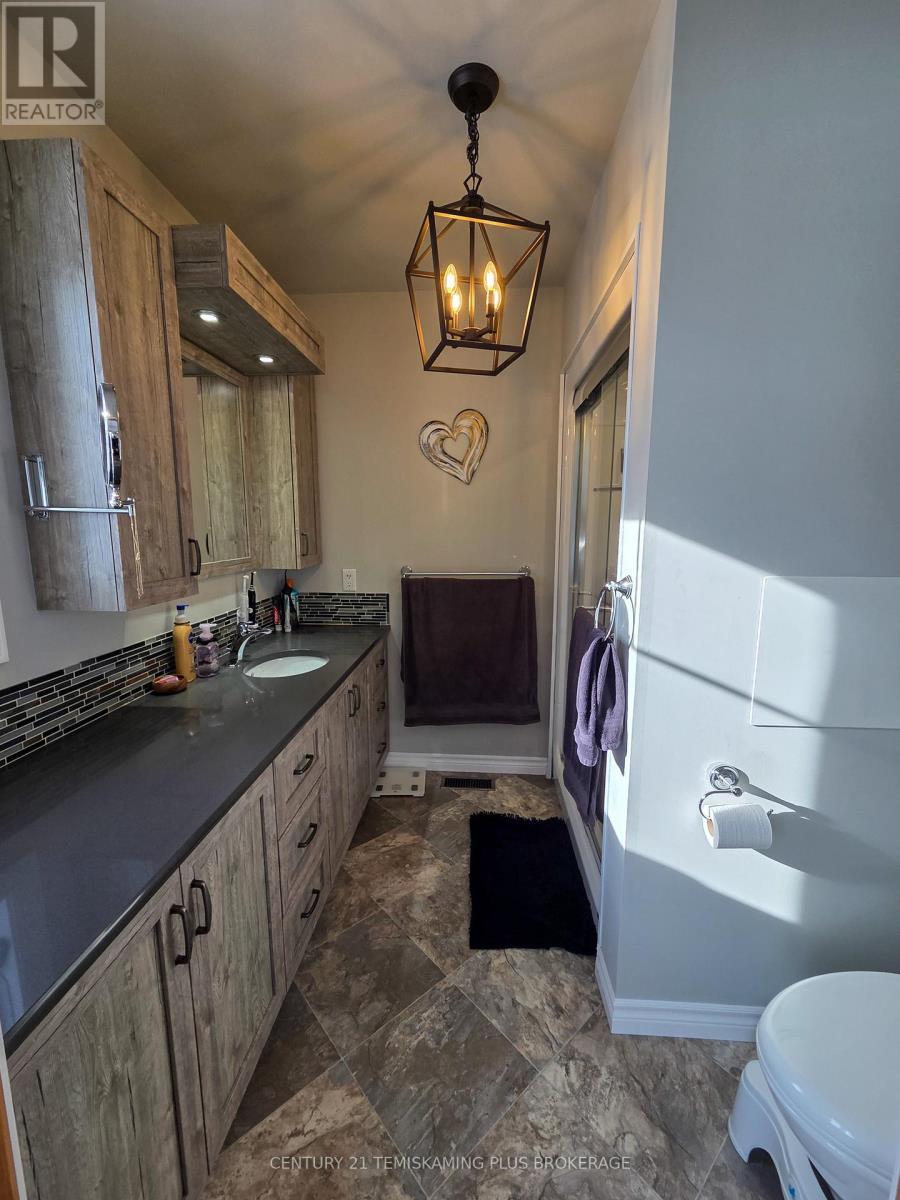 24 St. Joseph Boulevard, Timiskaming (Tim - Outside - Rural), ON