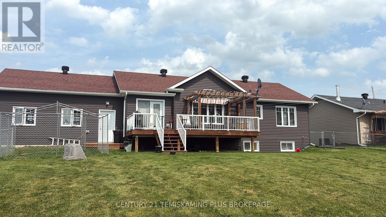 24 St. Joseph Boulevard, Timiskaming (Tim - Outside - Rural), ON