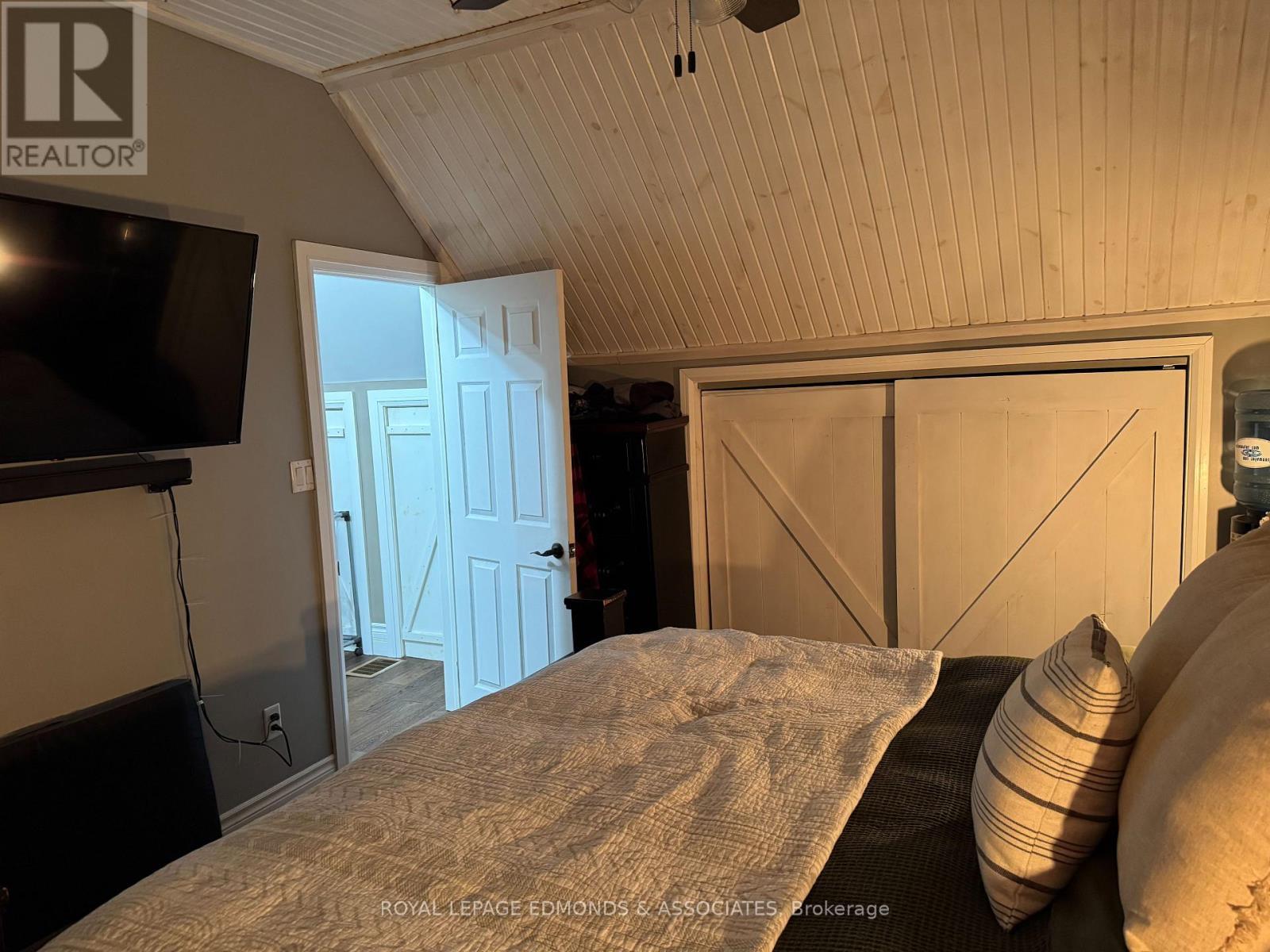 27 Stencells Road, Laurentian Valley, ON