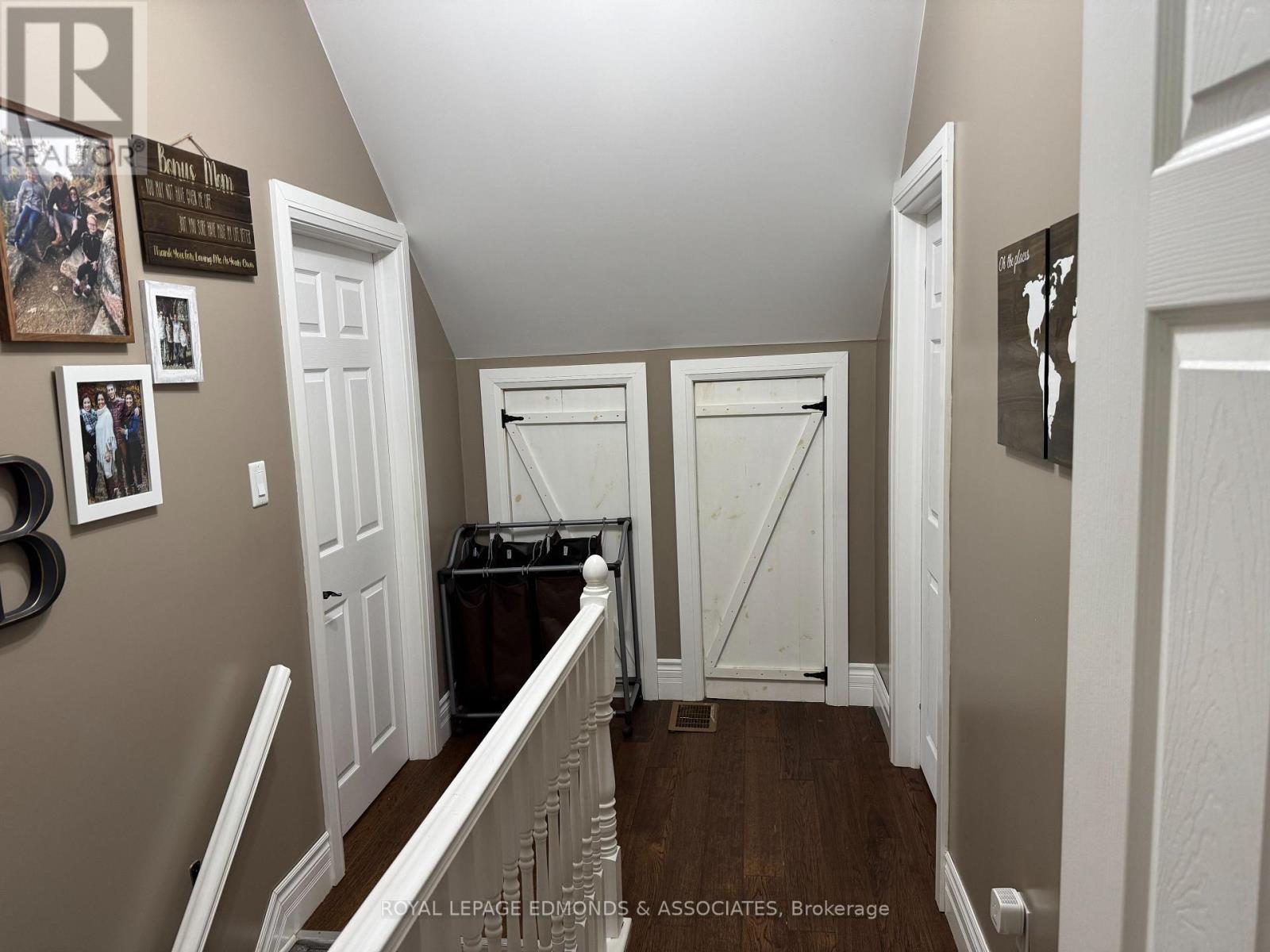 27 Stencells Road, Laurentian Valley, ON