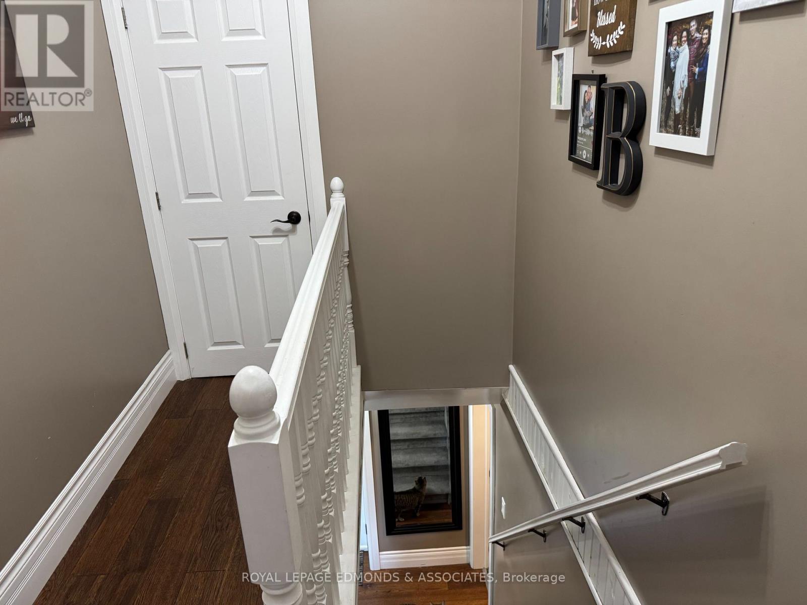 27 Stencells Road, Laurentian Valley, ON
