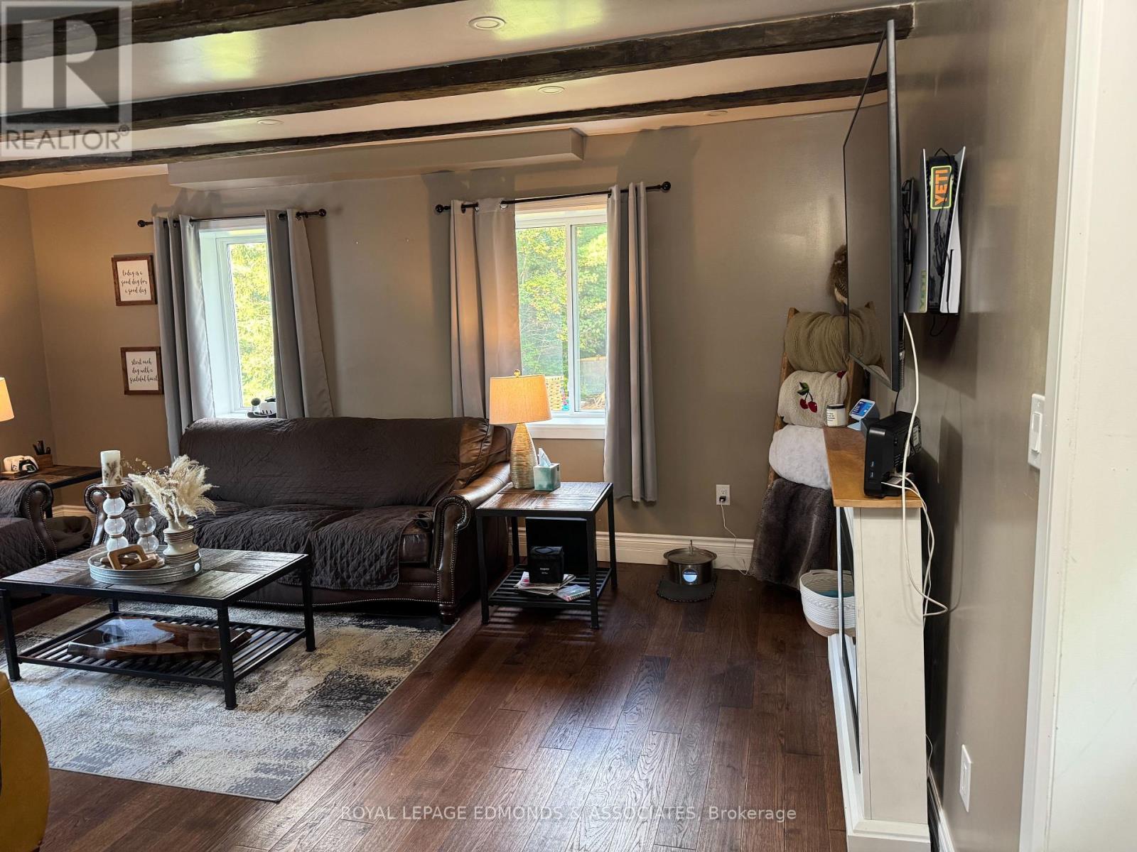 27 Stencells Road, Laurentian Valley, ON