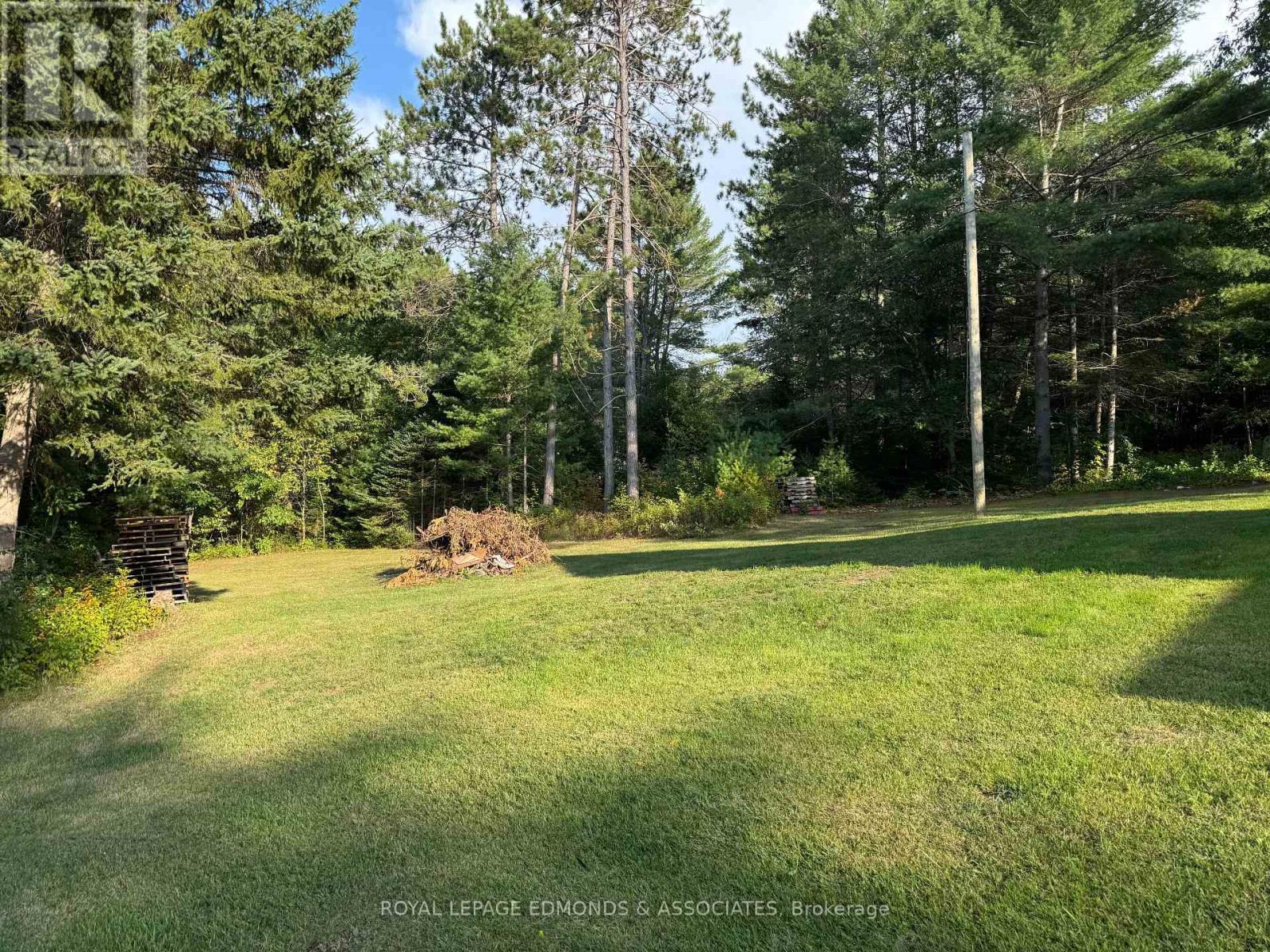 27 Stencells Road, Laurentian Valley, ON