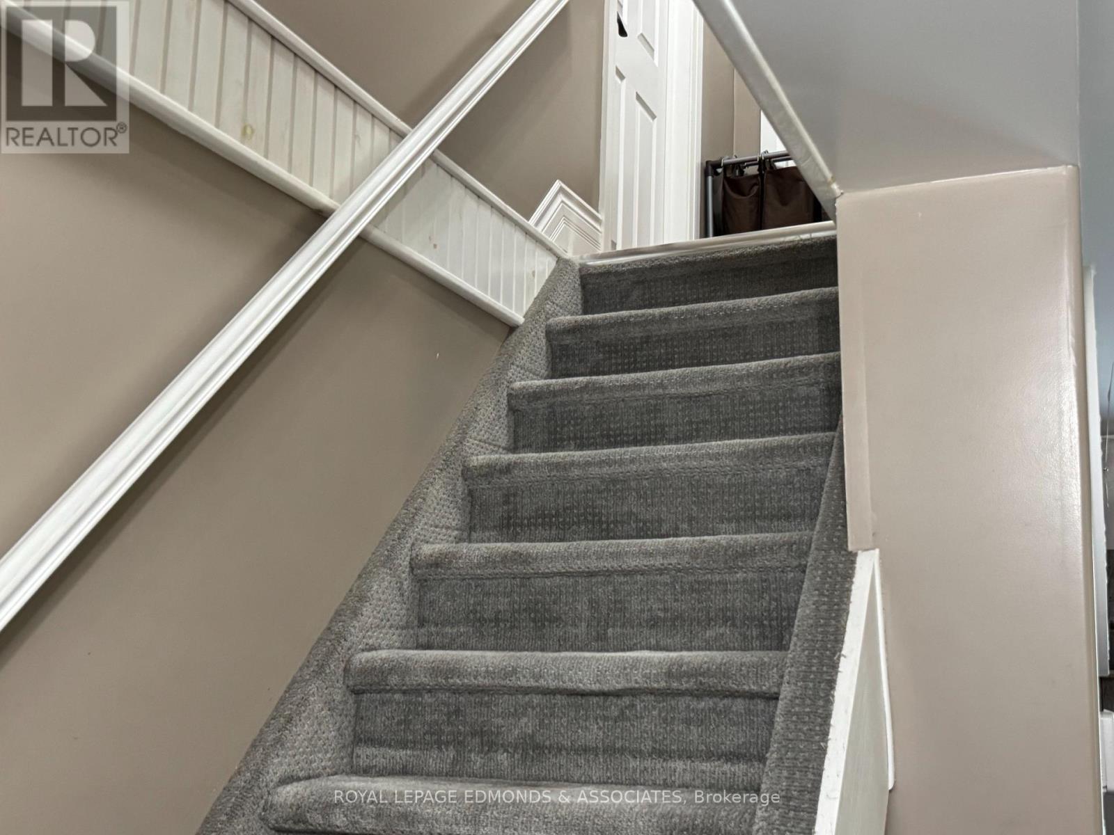27 Stencells Road, Laurentian Valley, ON